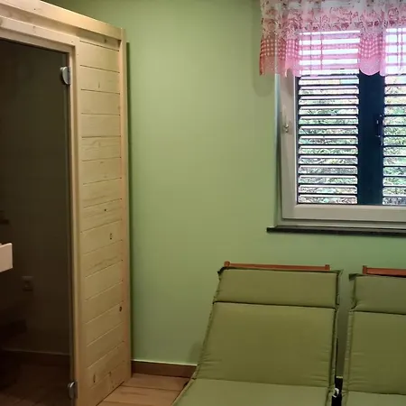 度假居 Family-friendly House With Hot Tub Lokve, Gorski Kotar - 19457 洛克维