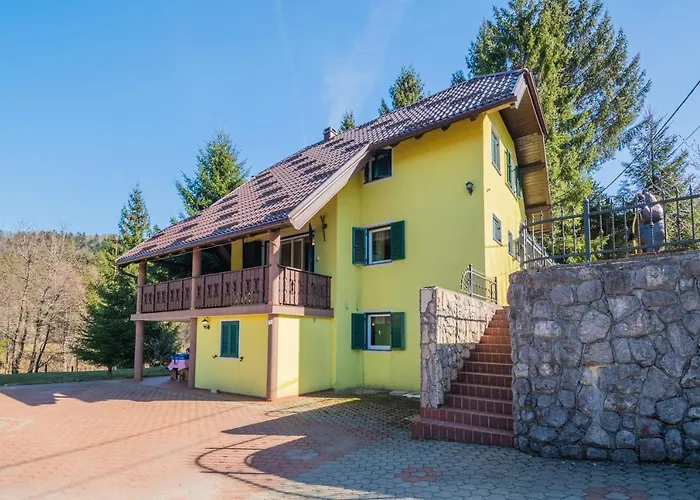 Family Friendly House With A Parking Space Lokve, Gorski Kotar - 19457 Casa de Férias