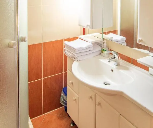 Casa de Férias Family Friendly House With A Parking Space Lokve, Gorski Kotar - 19457 Lokve