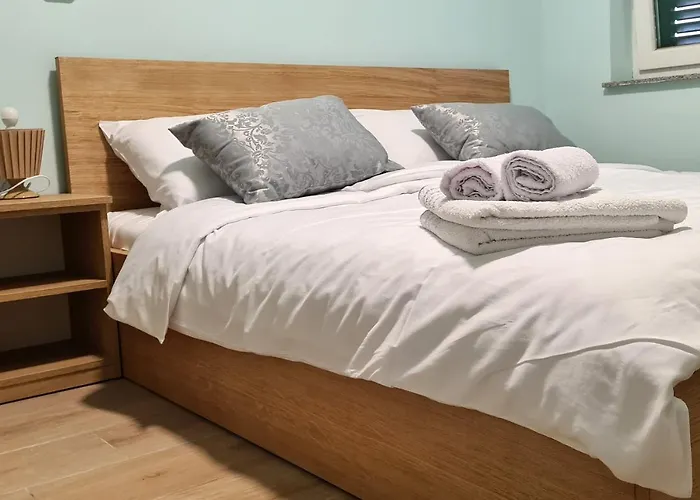 Casa de Férias Family Friendly House With A Parking Space Lokve, Gorski Kotar - 19457 *